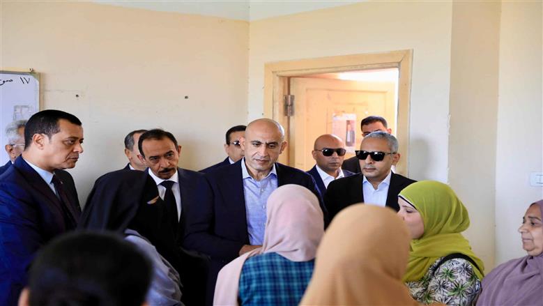 وزير التعليم من سوهاج: لا عودة لطلاب واقعة الروافع قبل إصلاح التلفيات على نفقة ذويهم