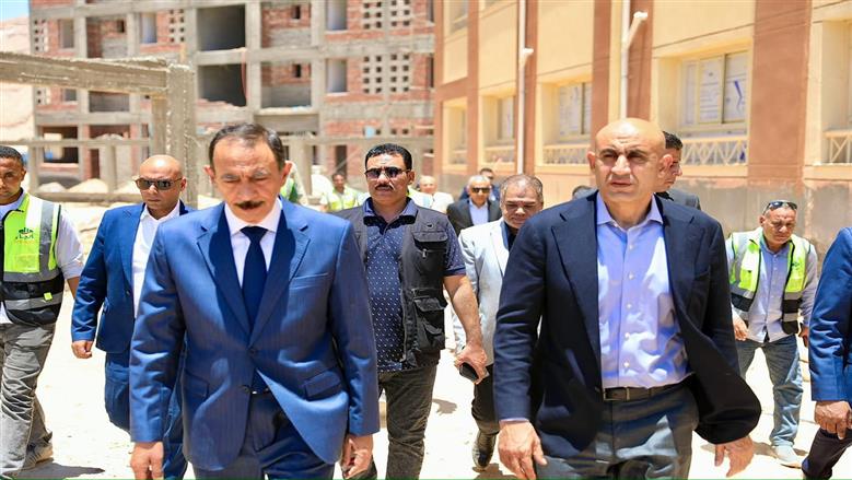 وزير التعليم يوجه باستكمال تطوير مدرسة التعليم الفني بأخميم