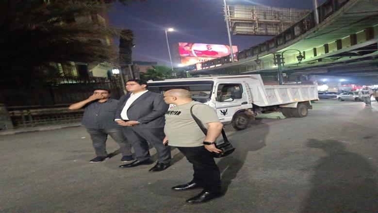 حملة مكبرة ببولاق أبو العلا لرفع الإشغالات وإعادة الانضباط للشارع 
