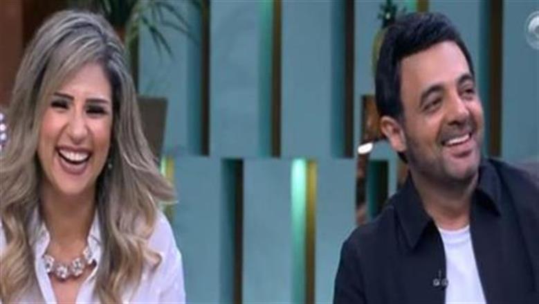 عمرو محمود ياسين يكشف أصعب لحظات مرض زوجته.. فترة مرعبة