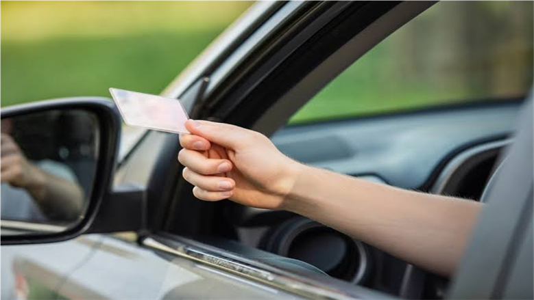 مهلة في قانون المرور لو تجاوزتها تُعامل كـ سائق بدون رخصة
