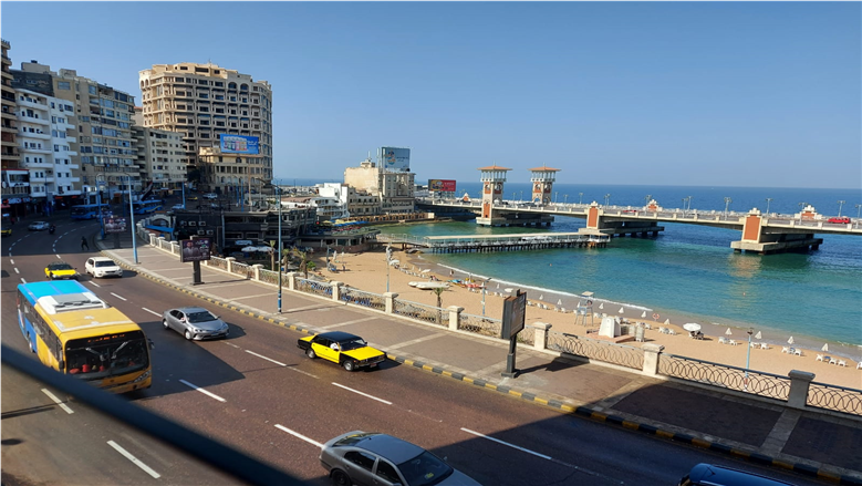 حالة الطقس في الإسكندرية اليوم.. الرطوبة ترفع الحرارة والبحر مستقر