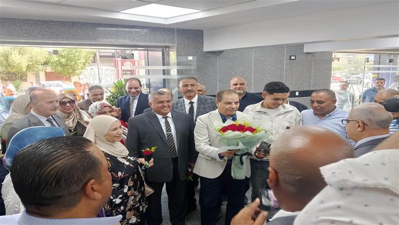 «مصر الوسطى للكهرباء» تفتتح أكبر مركز خدمة عملاء مطور في بني سويف