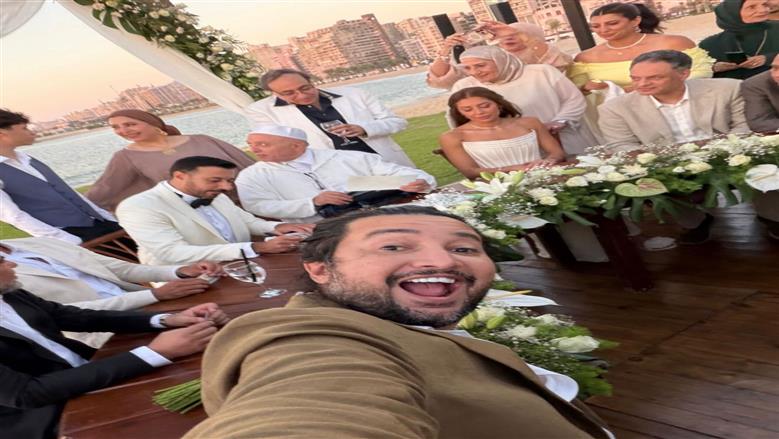 الصور الأولى من عقد قران أحمد السعدني وميرنا الهلباوي 