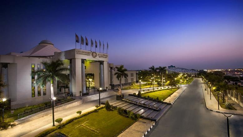 موعد التقديم لمنح الجامعات 2026 لطلاب الثانوية العامة.. الفئات المستحقة والشروط