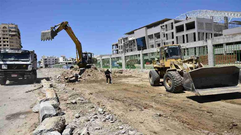 محافظه بورسعيد يتفقد امتداد طريق النادي المصري