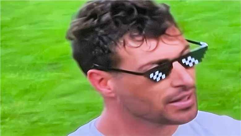 احتفال لاعب إيران