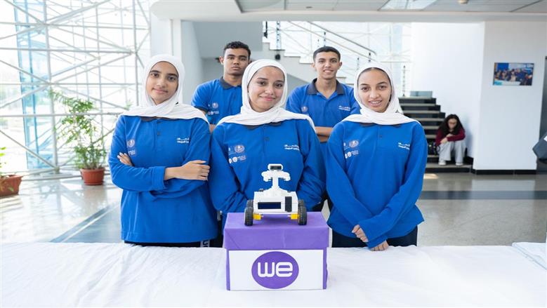 الرئيس التنفيذي للمصرية للاتصالات يكرم أصحاب المشروعات المتميزة بمدارس WE للتكنولوجيا التطبيقية خلال الحفل الختامي للأنشطة الدراسية 