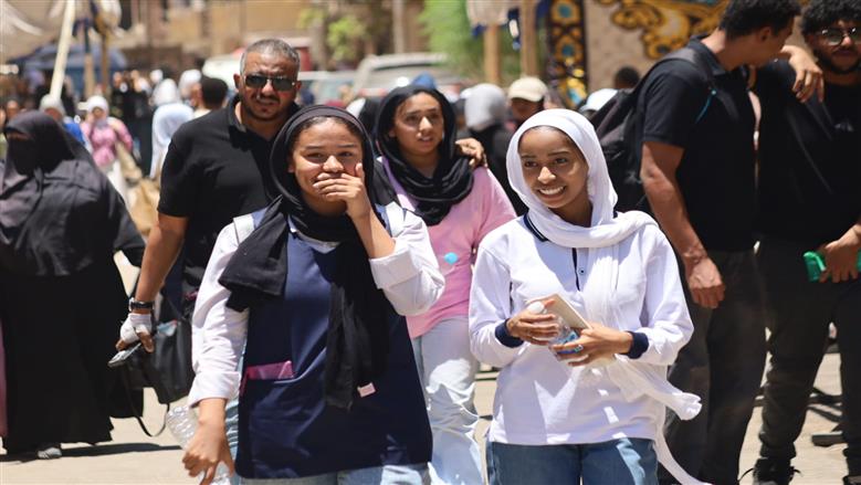 الثانوية العامة بأسوان 
