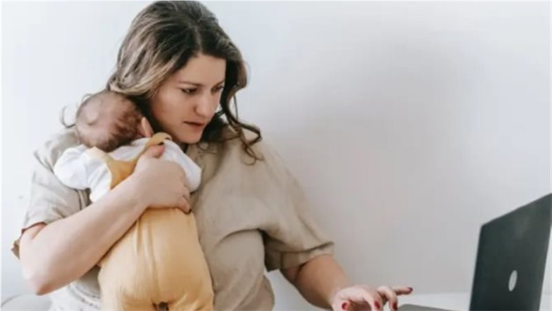 ساعة الرضاعة