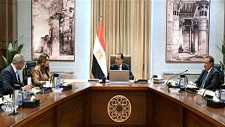 مدبولي يوجه وزارة الاستثمار بسرعة البت في عدد من الفرص الاستثمارية ببورسعيد