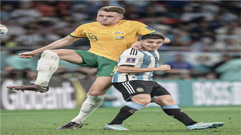 طوله 198 سم.. من هو عملاق منتخب أستراليا الذي يواجه «الفراعنة» في المباراة المقبلة؟
