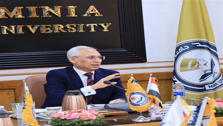 رئيس جامعة المنيا: مليار جنيه موارد ذاتية.. وطفرة في المستشفيات والبحث العلمي