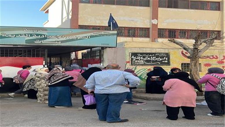 انطلاق امتحانات الشهادة الإعدادية بمشاركة 15 ألف طالب وطالبة في السويس 