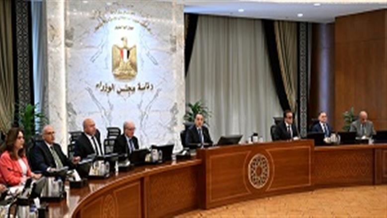 الحكومة تعلن مد وقف العمل بضريبة الأطيان لمدة سنة جديدة