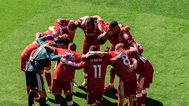 ليس محمد صلاح.. ليفربول يعلن اسم الفائز بجائزة «لاعب الموسم»