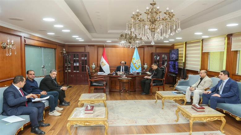 محافظ كفر الشيخ يعزز المنظومة الصحية