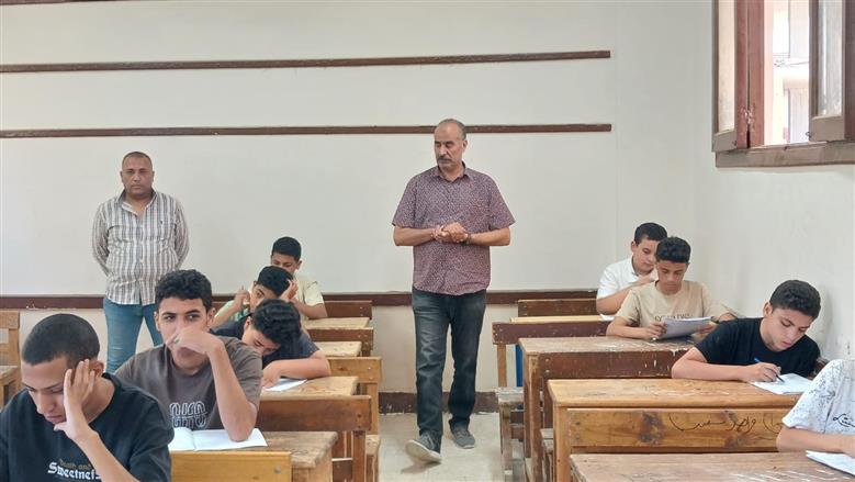أسئلة حيرت الطلاب في امتحان العربي للصف الثالث الإعدادي الترم الثاني 