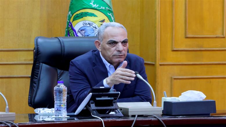 محافظ الإسماعيلية يعلن تشكيل لجنة للتحقيق في تسريب امتحان اللغة العربية