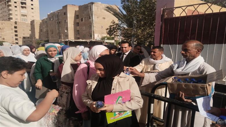 «التعليم» تحقق في مزاعم تداول امتحان اللغة العربية للدبلومات الفنية على تليجرام