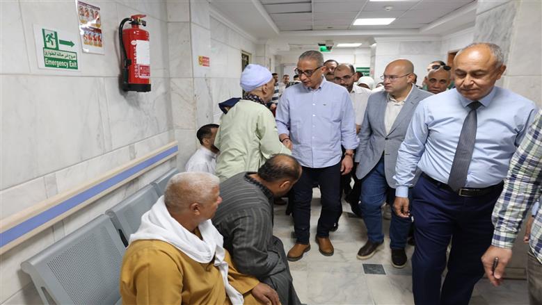 محافظ الجيزة يتابع مستوى الخدمات الصحية في مستشفى شبرامنت المركزي بأبو النمرس