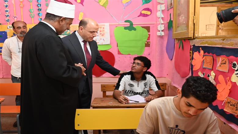 محافظ الغربية: طلاب الأزهر يمثلون نموذجا مشرفا للجد والاجتهاد