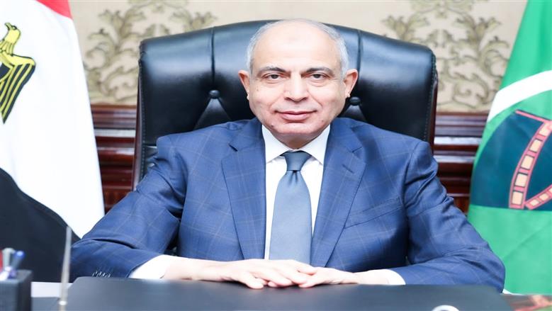 محافظ المنيا يستعرض مؤشرات الأداء بنسبة إنجاز 97% في ملف تقنين أراضي الدولة