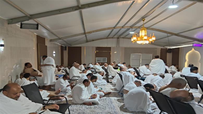 غرفة السياحة تبحث مع شركة الضيافة تعويض بعض الحجاج ماليا عن نقص الخدمات بالمخيمات