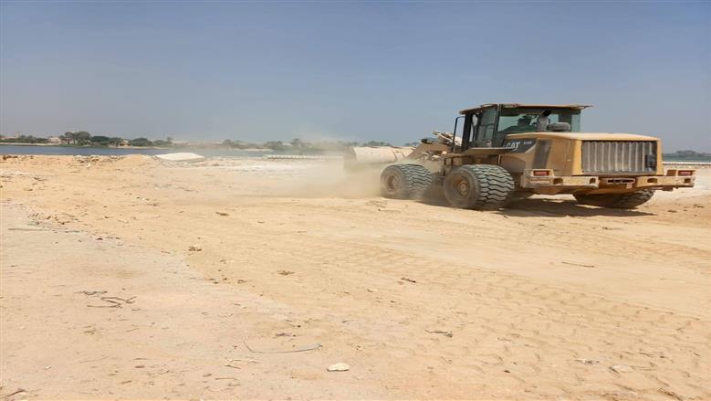 رئيس مركز سمالوط يعلن القضاء نهائيا على مقلب قمامة في قرية بني خالد