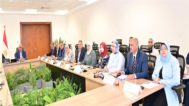 وزير الري يتابع الخطة الاستثمارية الجديدة.. توسعة مفيض توشكي وتأهيل الترع بـ«حياة كريمة» 