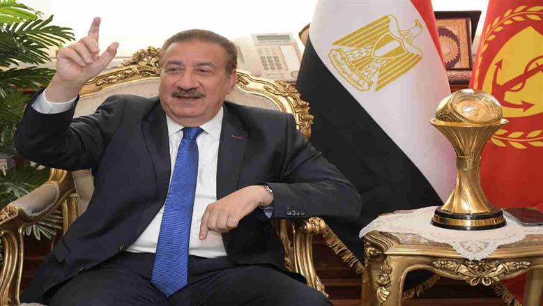 محافظ بورسعيد يستقبل لاعبين ومجلس اداره المصري