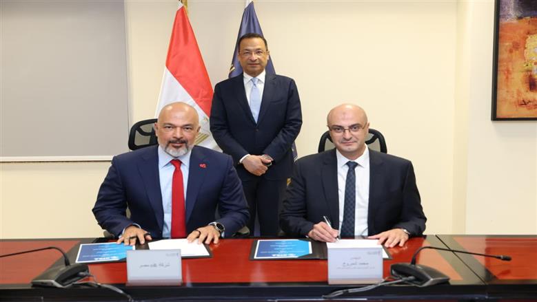 وزير الاتصالات مع رؤوساء شركات المحمول