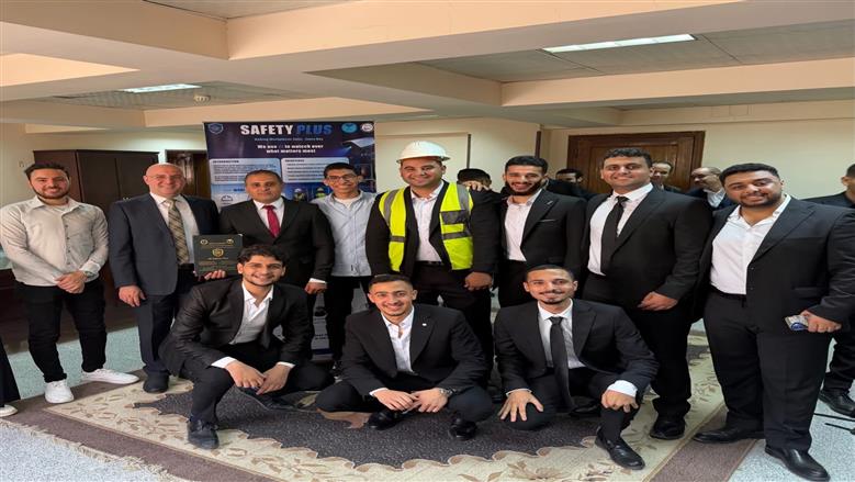 فريق العمل