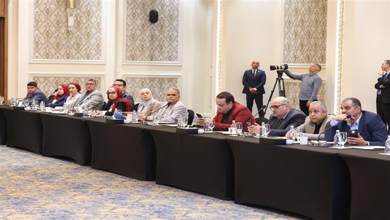 وزيرة البيئة : تحديد الأولويات الوطنية لمواجهة التحديات البيئية وإبراز دور مصر القيادي في صياغة حلول مبتكرة وشاملة