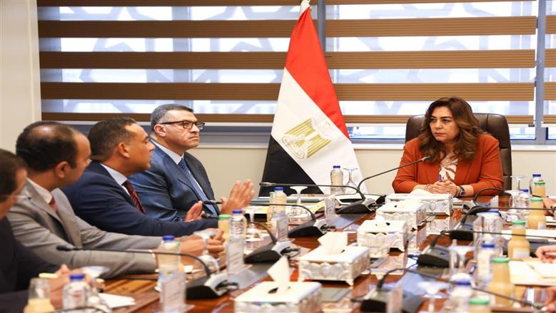 اجتماع وزيرة التنمية المحلية