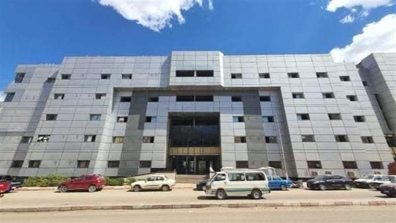 جامعة أسوان