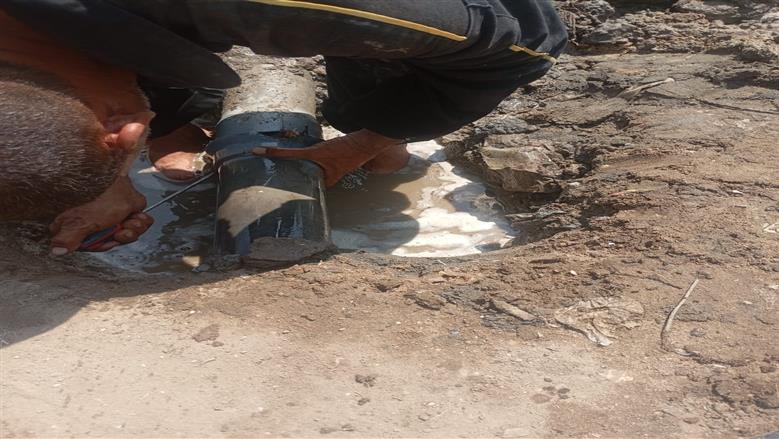 اصلاح قصور في خطوط مياه الشرب