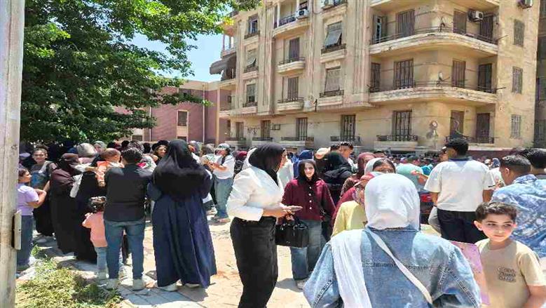 احتفالات الطلاب بانتهاء امتحانات الثانويه العامه ببورسعيد 