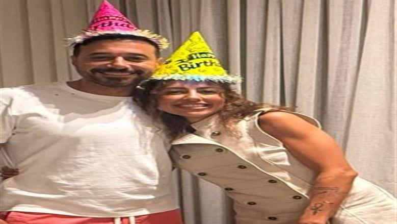أحمد السعدني يحتفل بعيد ميلاده مع زوجته وعائلته (صور)