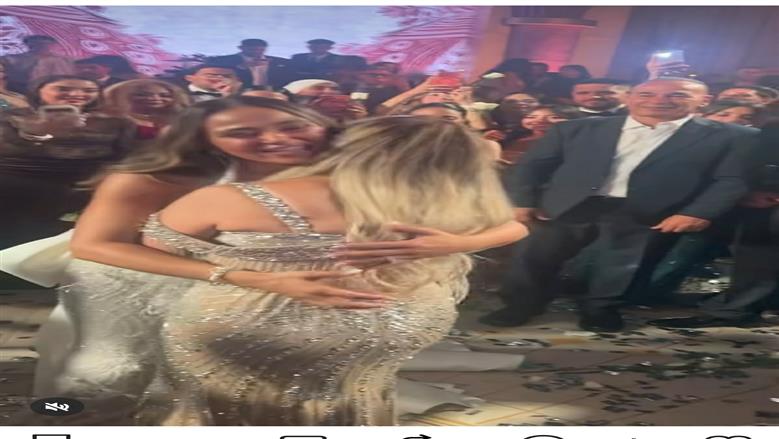 بكاء إبراهيم حسن وفرحة زوجته.. مشاهد من حفل زفاف ابنتهما سارة (فيديو)