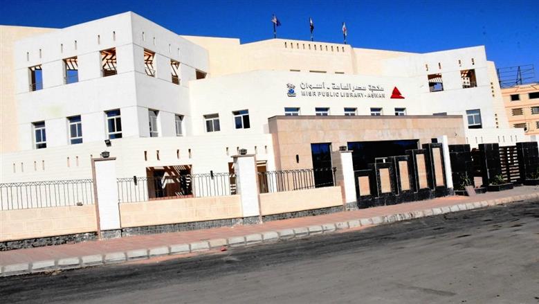 الدكتورة هدى مصطفى مقرر فرع المجلس القومي للمرأة بأسوان