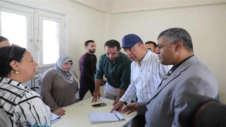 محافظ المنيا: استمرار تقديم خدمات المبادرات الرئاسية الصحية بمختلف المراكز والقرى