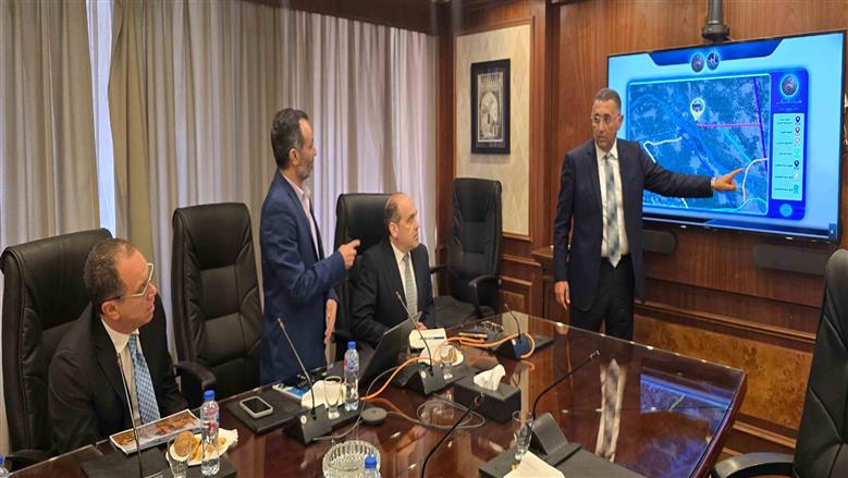 محافظ القليوبية يبحث مع الشركة القابضة للسياحة والفنادق وشركة إيجوث تطوير واستثمار أرض المحلج بمدينة القناطر الخيرية