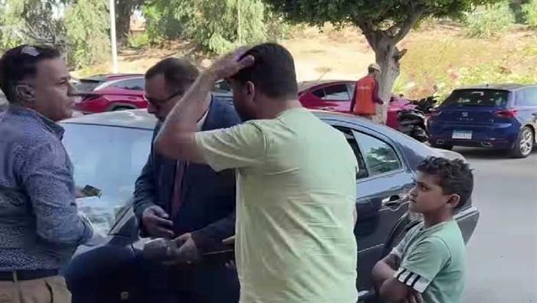 بونات وهمية وتدليس.. ضبط صاحب مخبز على مقهى بالإسماعيلية ببطاقات تموينية