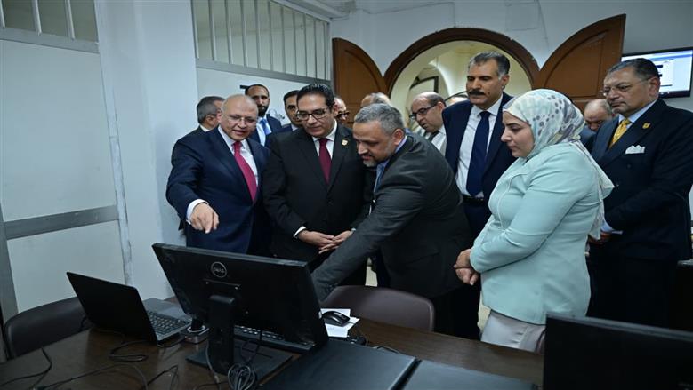 افتتاحات جامعة القاهرة