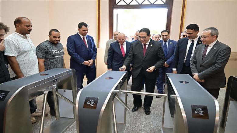 افتتاحات جامعة القاهرة