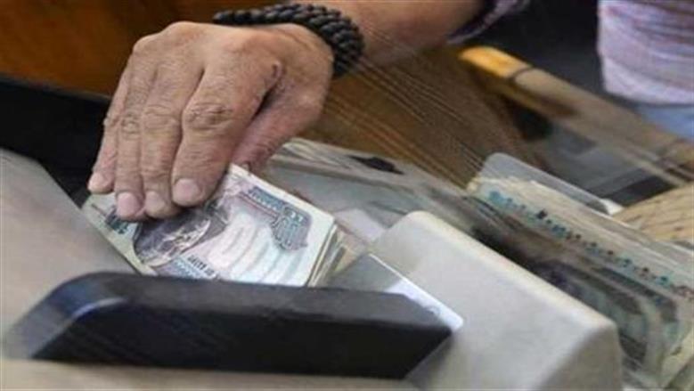 لو خرجت على المعاش بعد يوليو.. هل سيطبق عليك الحد الأدنى الجديد؟
