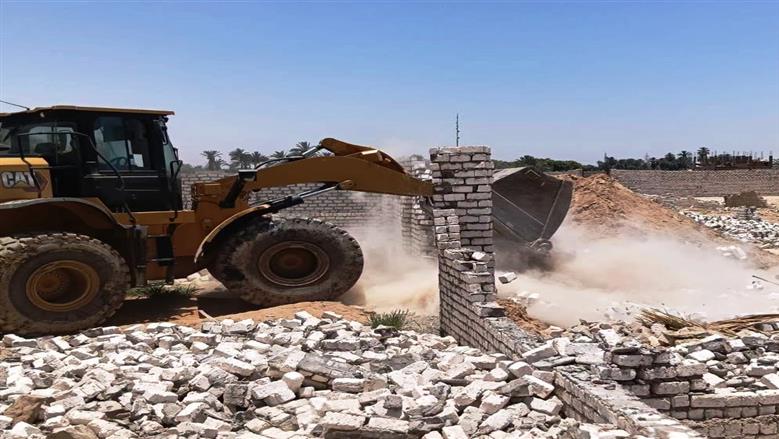 إزالة التعديات بأسوان