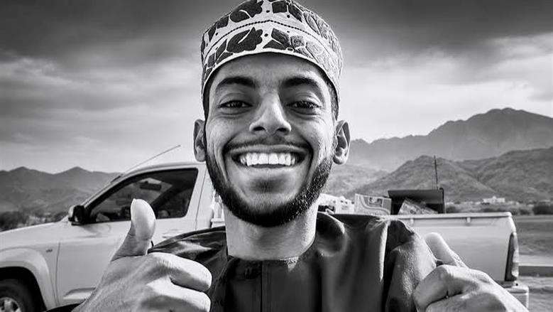 سبب وفاة البلوجر فياض الكندي.. أمراض وراثية وأجرى 20 عملية جراحية