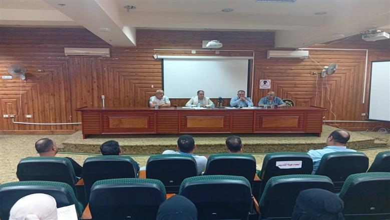 اجتماعات مكثفة لتنظيم اختبارات القدرات بكلية علوم الرياضة في جامعة كفر الشيخ